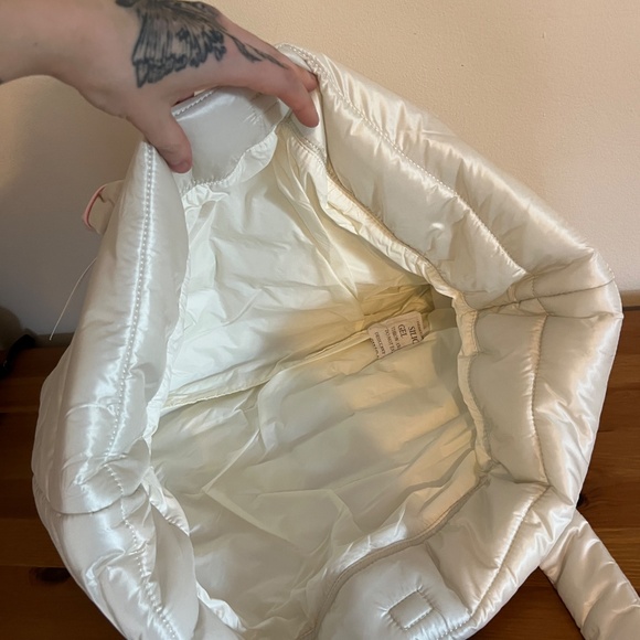 Vineyard Vines lightweight tote bag - Picture 5 of 7